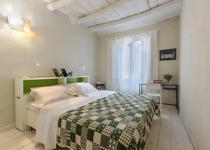 Guesthost - Universita E Centro Storico Mascarella Apartamento *