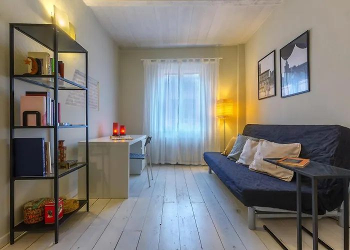 Guesthost - Universita E Centro Storico Mascarella Apartamento Bolonia