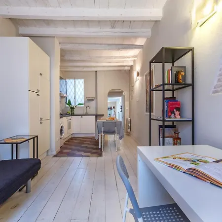 Universita E Centro Storico Mascarella * Bologna